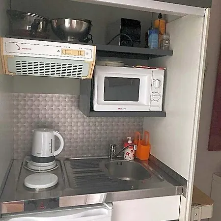 D'hotes La Grotte De Voltaire 3*