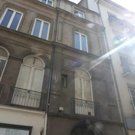 D'hôtes La Grotte De Voltaire Couette-café Nantes