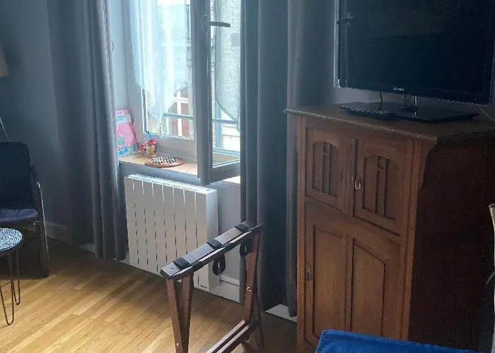 D'hotes La Grotte De Voltaire 3*